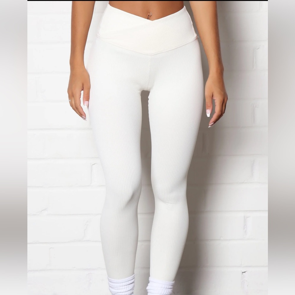 Sport core ribbed cross front active leggings